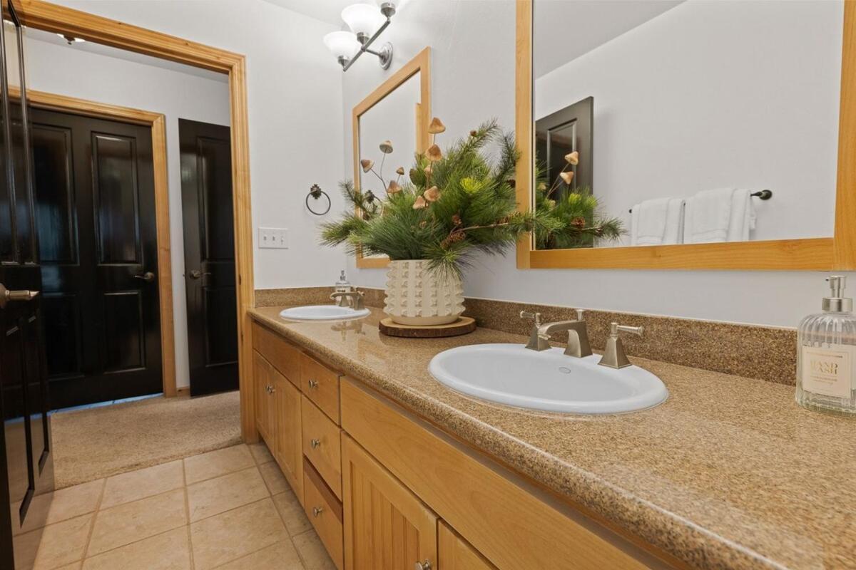 New Serenity Lodge Base Of Snow Summit Hot Tub Big Bear Lake Bagian luar foto