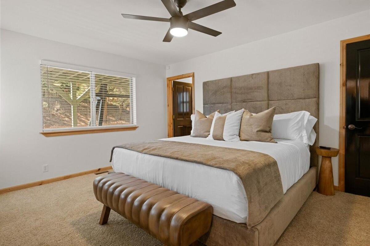 New Serenity Lodge Base Of Snow Summit Hot Tub Big Bear Lake Bagian luar foto
